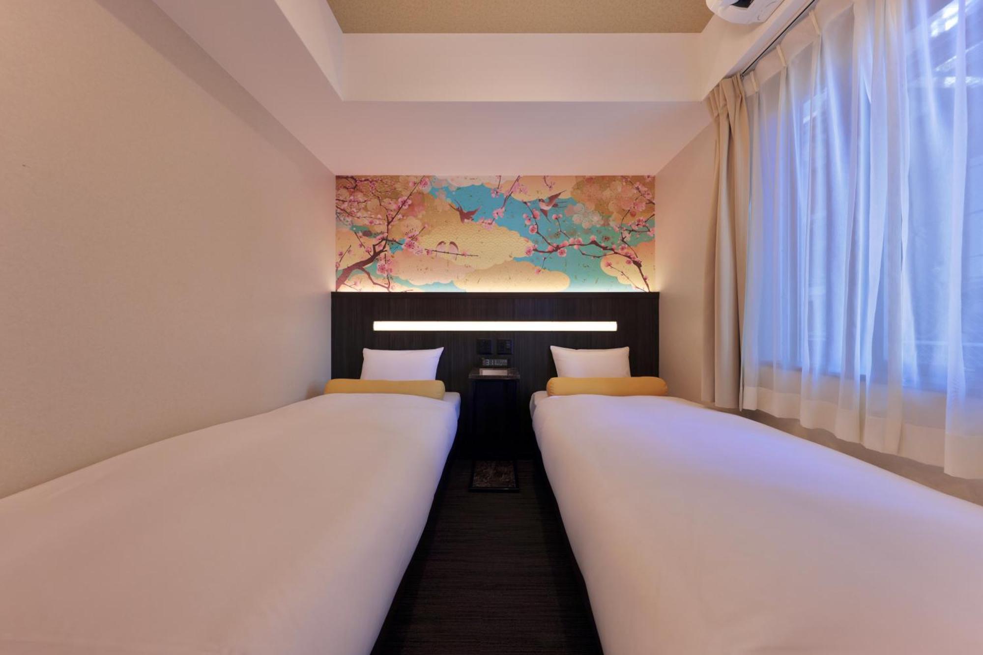 Kuromon Crystal Hotel Osaka Esterno foto