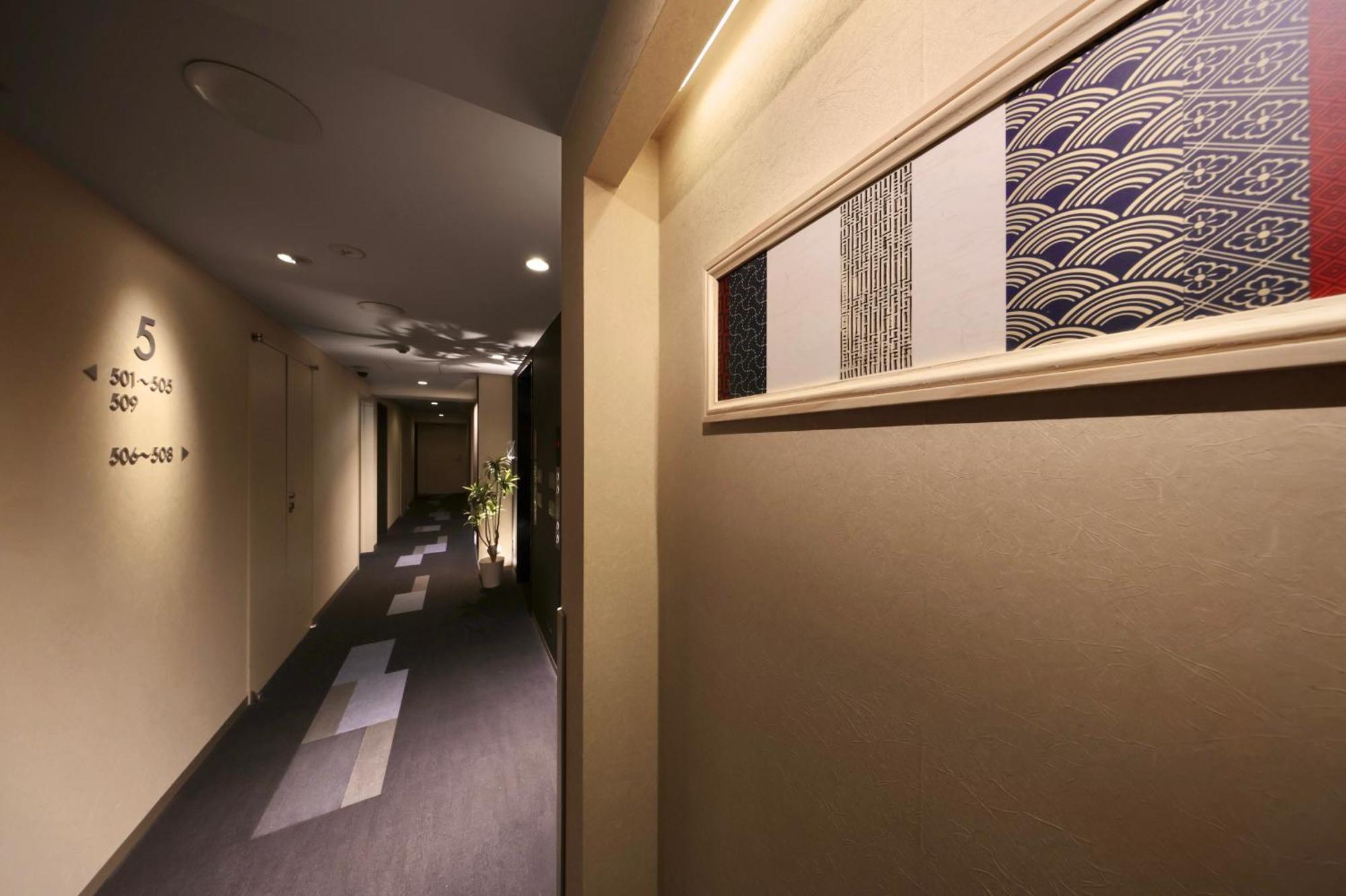 Kuromon Crystal Hotel Osaka Esterno foto