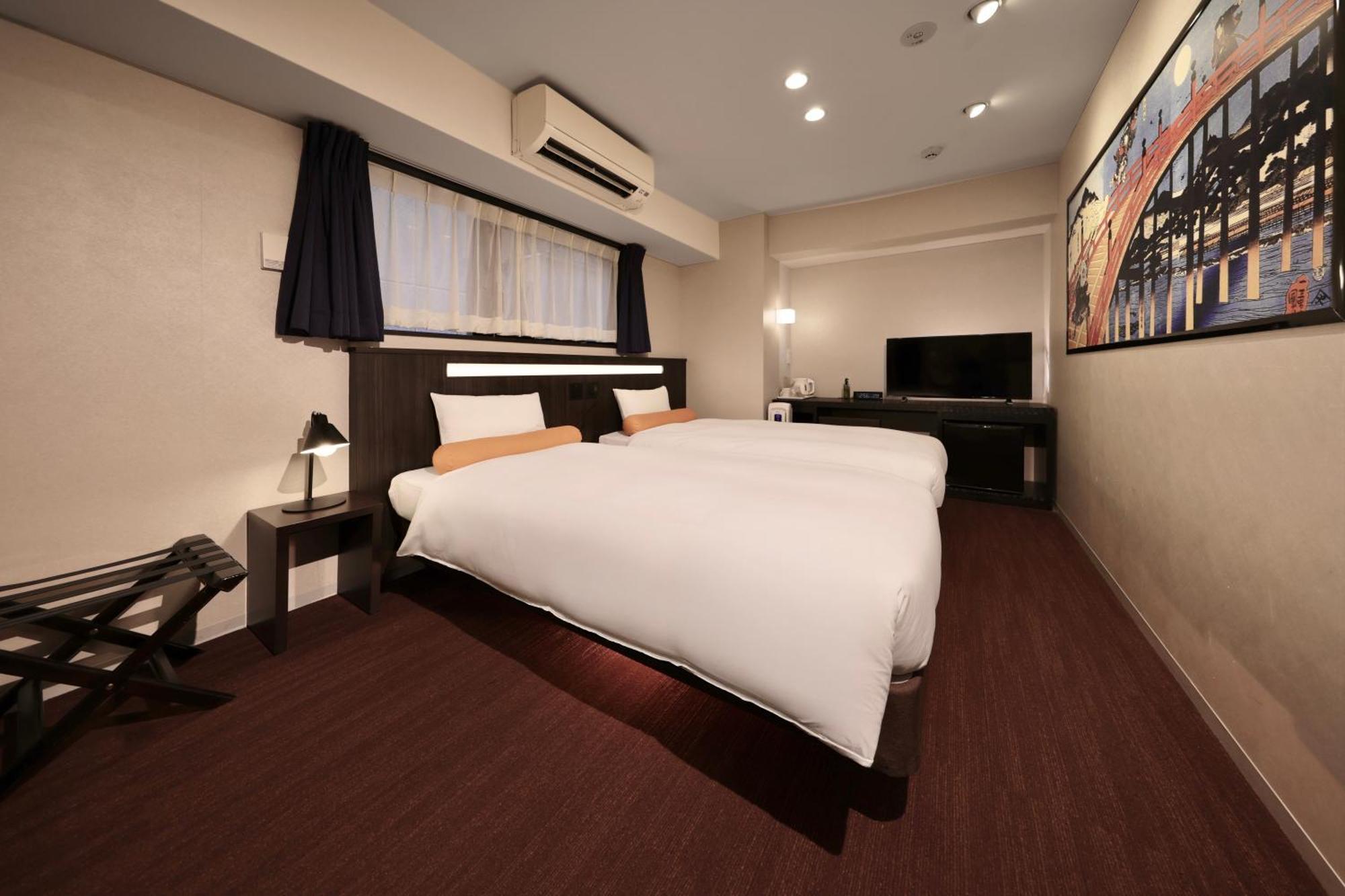 Kuromon Crystal Hotel Osaka Esterno foto